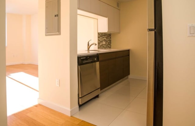 310 east 2nd st, #4L - 310 E 2nd St, New York City, NY 10009