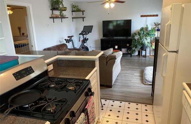 5610 Vickery Boulevard Gallery 4