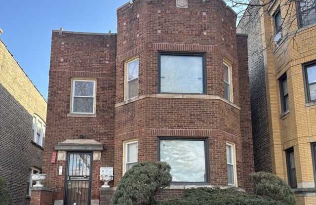 7613 S East End Avenue photos photos