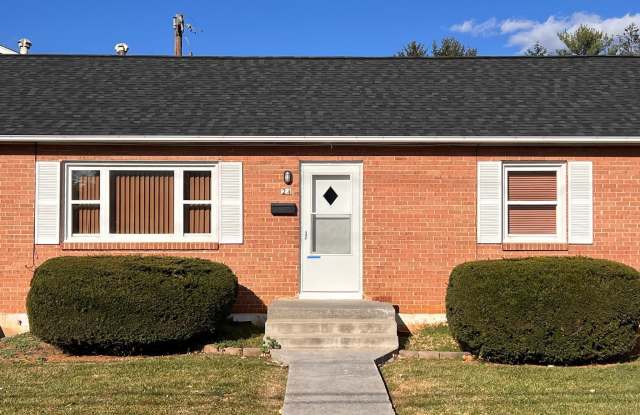 24 TAFT AVENUE - 24 Taft Avenue, Winchester, VA 22601