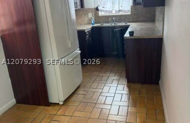 5924 W 21st Ct Gallery 2