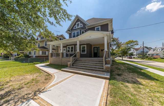 57 Earle Avenue Gallery 2