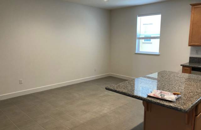 Tri-level Townhome with 2 Car Attached Garage in Blossom Hill photos photos