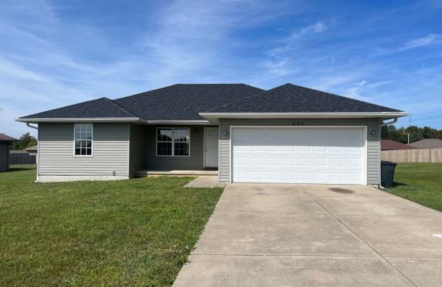 201 N Christopher Lane, CLEVER 4 bed, 2 bath, 2 car garage AVAILABLE NOW! - 201 North Christopher Lane, Clever, MO 65631
