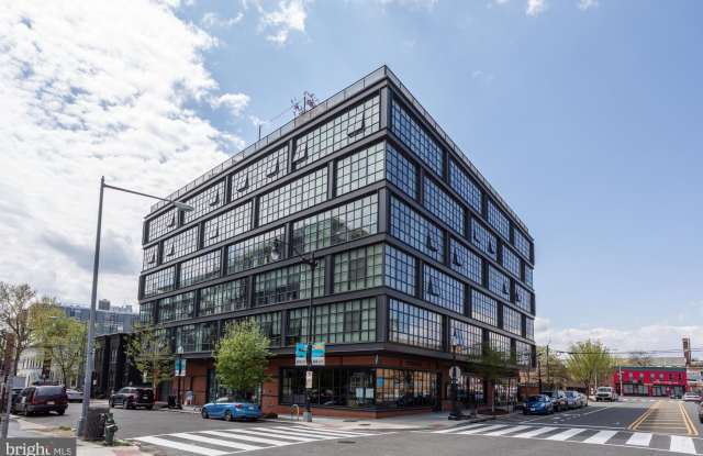 2030-8TH NW 8TH Street NW Gallery 1