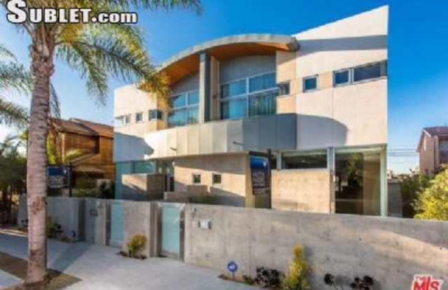 1217 Cabrillo Avenue - 1217 S Cabrillo Ave, Los Angeles, CA 90291