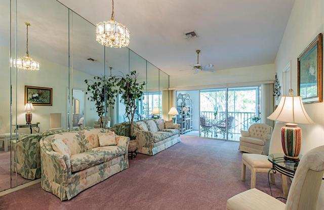 7092 Barrington CIR Gallery 2