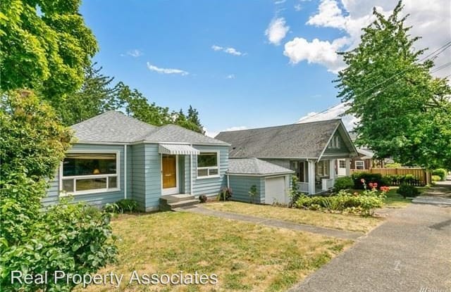 3922 Meridian Ave North - 3922 Meridian Avenue North, Seattle, WA 98103