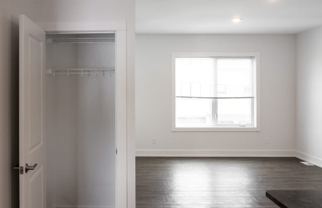 345 Cummings Avenue NW Gallery 3