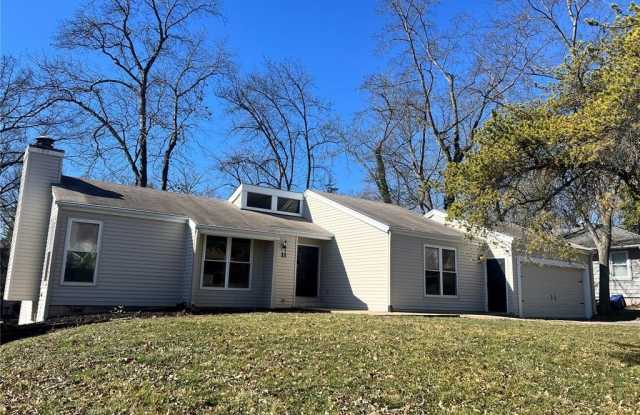 11 Cognac Drive - 11 Cognac Drive, Lake St. Louis, MO 63367
