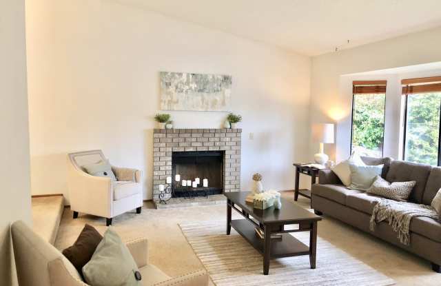 Lynnwood Home - 1019 214th Place Southwest, Bothell West, WA 98036