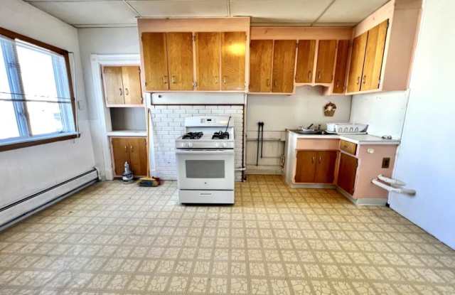 42 Everett St. - 42 Everett Street, Boston, MA 02128