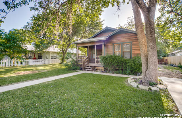 125 EBENSBERGER AVE - 125 Ebensberger Avenue, Boerne, TX 78006