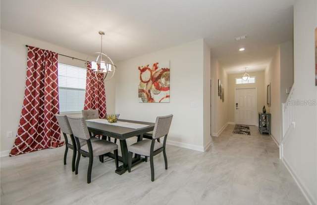1584 FLANGE DRIVE Gallery 3