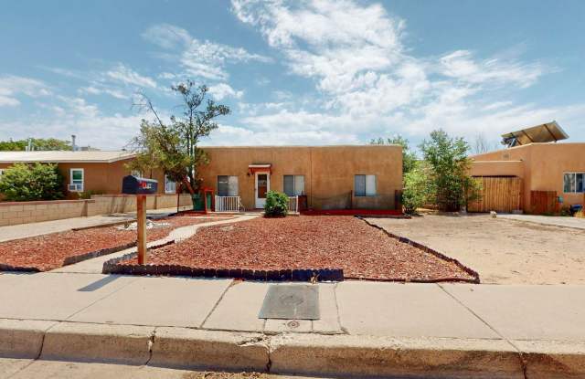 NEAR NORTH VALLEY PUEBLO 2 Bedroom  1 Bath with Garage Gallery 3