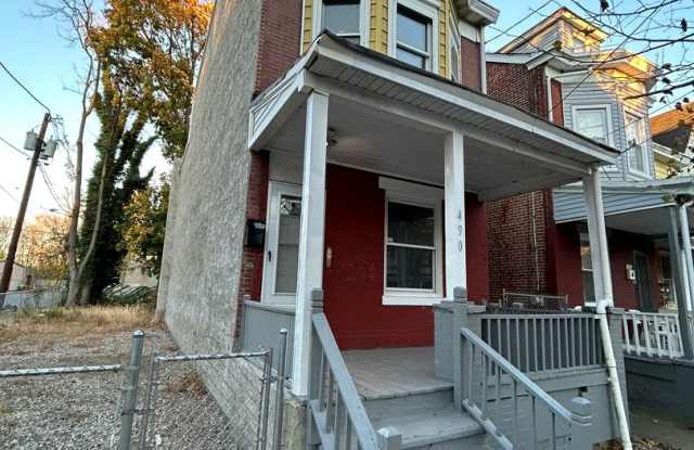 Nice size house 4 beds 2 bath photos photos