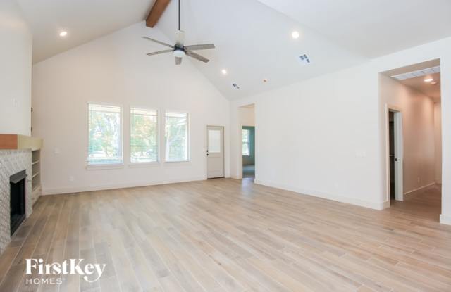 824 East Barajas Terrace Gallery 2