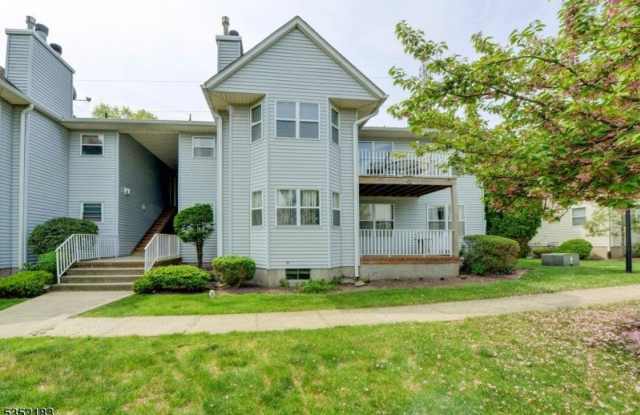 300 Ventnor Ct photos photos