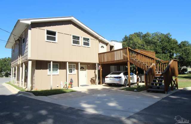 2435 E Johnson Ave - 2435 East Johnson Avenue, Ferry Pass, FL 32514