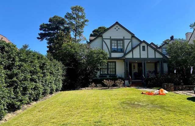 Spacious 5BR Home with Office  Playroom photos photos