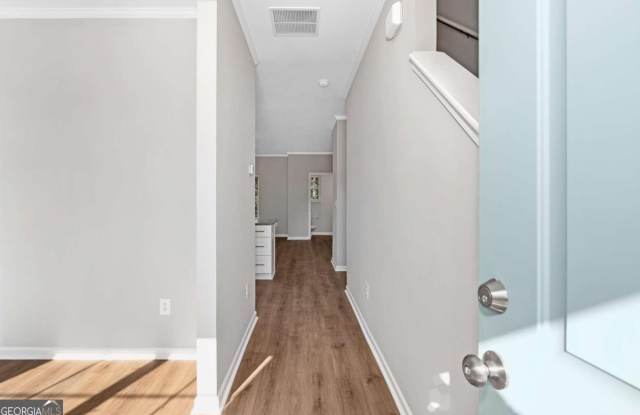2834 Laurel Ridge Circle Gallery 2