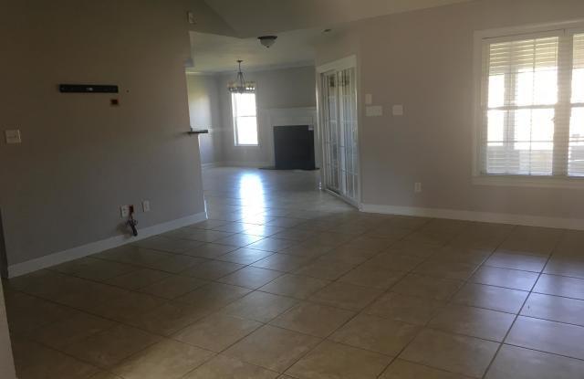 230 Stagecoach Drive Gallery 2