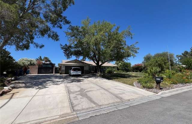 3310 W Mardon Avenue Gallery 1