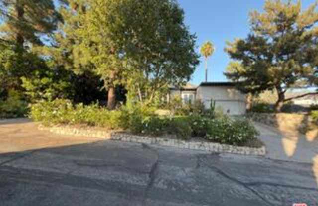 3323 Reta Street Gallery 1
