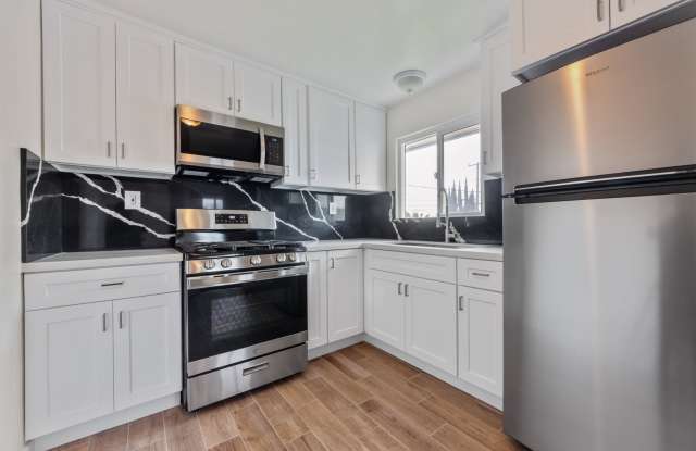 8612 South 12th Avenue - 1Unit 3C photos photos 8612 South 12th Avenue - 1Unit 3C photos photos