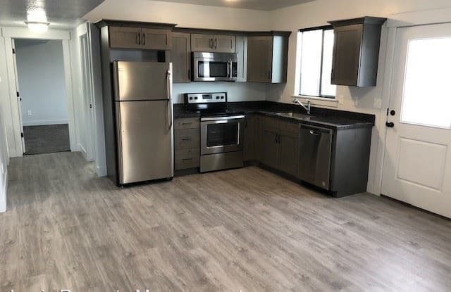 15184 S Skyfall Dr - 15184 S Skyfall Dr, Bluffdale, UT 84065