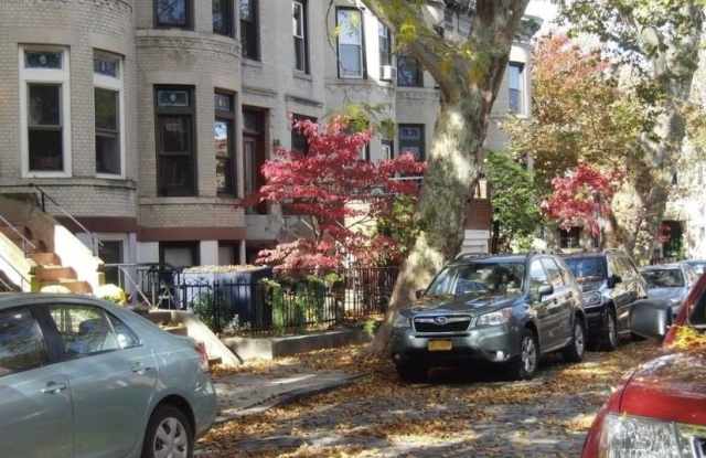 14 Bay Ridge Place Gallery 3