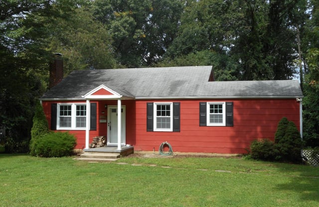 7826 RIDGEWOOD DRIVE - 7826 Ridgewood Drive, Annandale, VA 22003