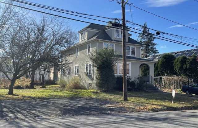 18 Prospect Terrace - 18 Prospect Terrace, Tenafly, NJ 07670