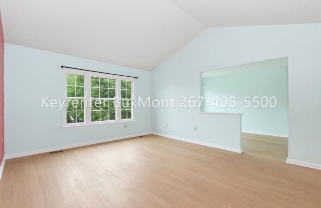 Spacious Townhome with Garage & Finished Basement in Newtown Grant Gallery 4