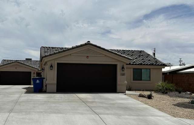 1228 N Lake Havasu Ave N photos photos