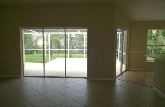 238 SW Chandler Terrace Gallery 3