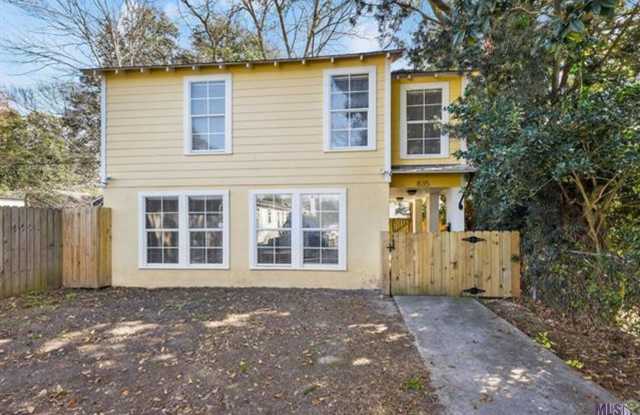 2 Bedroom House in Capital Heights - 835 Edison Street, Baton Rouge, LA 70806