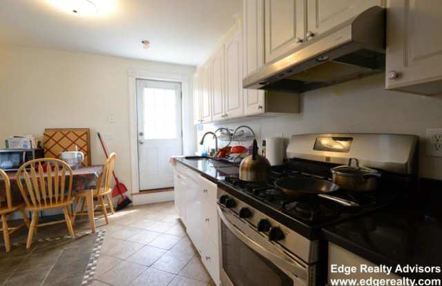 272 Crescent St. photos photos