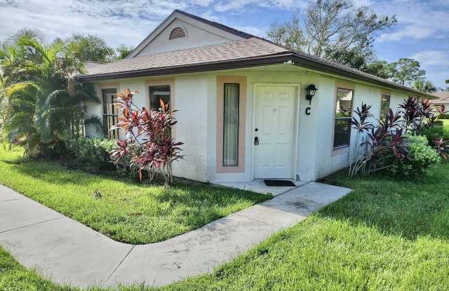 2818 Stoneway Ln - 2818 Stoneway Lane, Fort Pierce, FL 34982