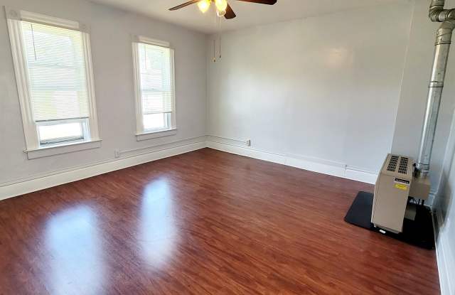 655 11th Street Northwest - 2 Gallery 2