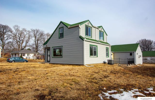 2301 Wayne Street - 2301 Wayne Street, Bellevue, NE 68005