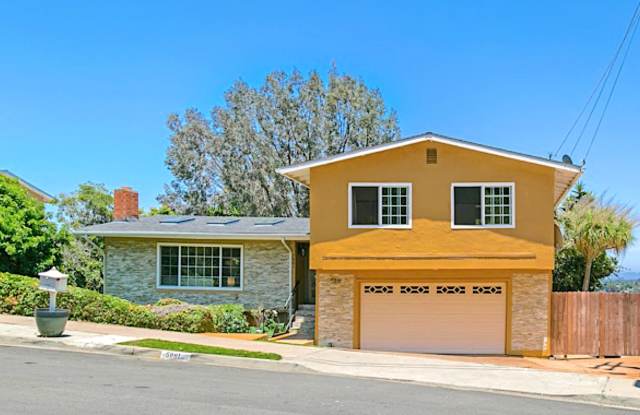 La Jolla Hillside Home w/ Views! photos photos