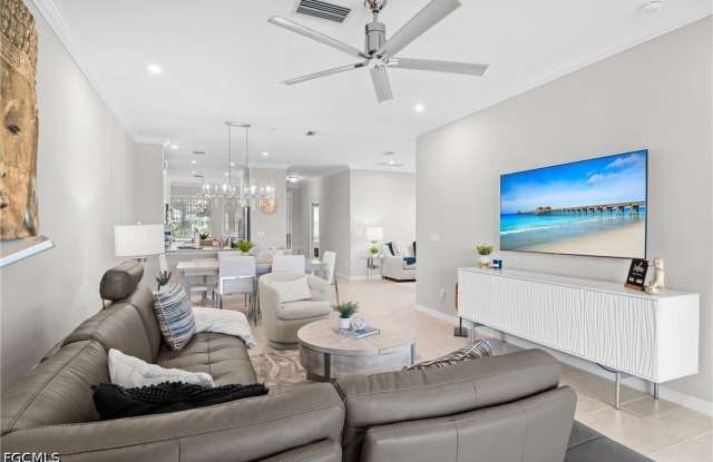 9393 Pocida Court Gallery 3