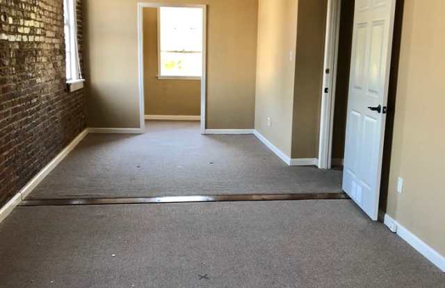 5800 STAGE DR #202 Gallery 4