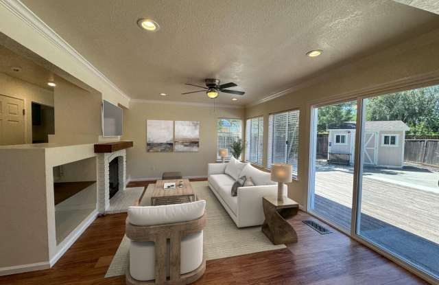 Two Week Concession!!! Welcome to your dream home in the prestigious Williamson Ranch community! Gallery 3