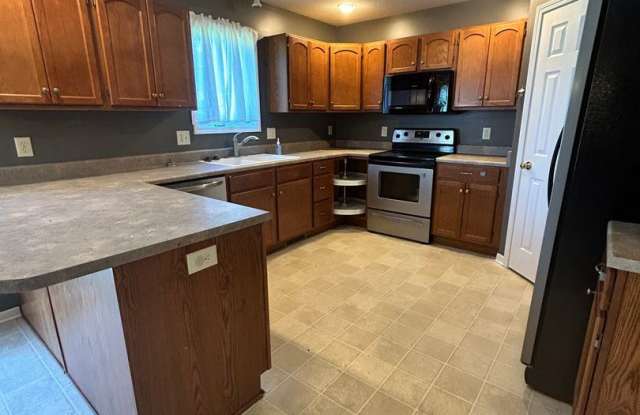 14933 Knobcone Court Gallery 4