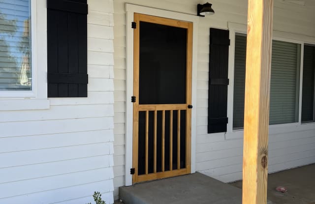 3333 Fresno Avenue - 3333 Fresno Avenue, Denair, CA 95316