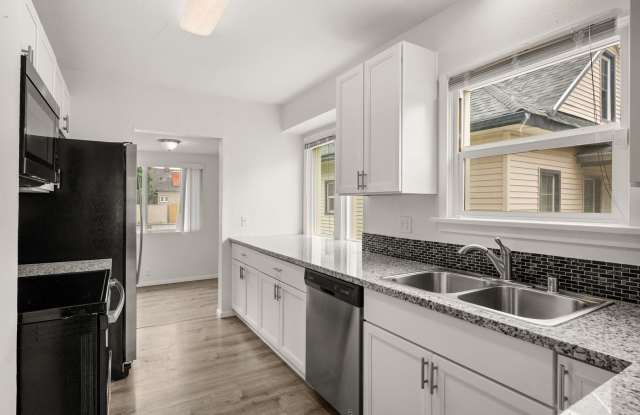 Charming Craftsman, Fully Updated — 3 Bed + Finished Basement on the West Side! Gallery 1