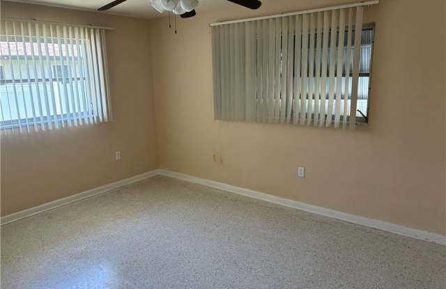 3709 SE 17th Place Gallery 2