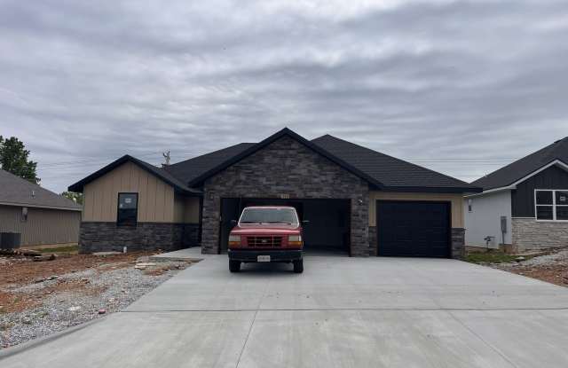 Beautiful, brand-new, 4-bedroom, 2-bath home in Nixa with a 3-car garage. photos photos